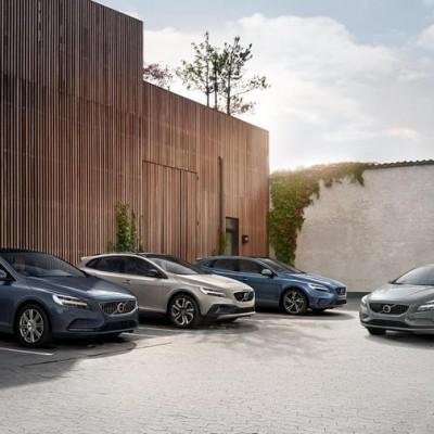 Volvo V40 Momentum, Inscription, Cross Country and R-design Location